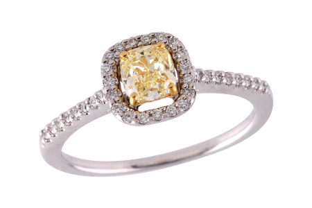 F233-49955: LDR .52 LGT FANCY YELL DIA .66 TW (EGL D14022404)