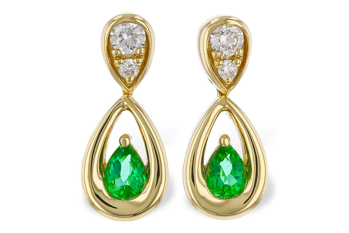 K320-77228: EARRINGS .20 EMERALD .32 TGW (4x3 EMER)