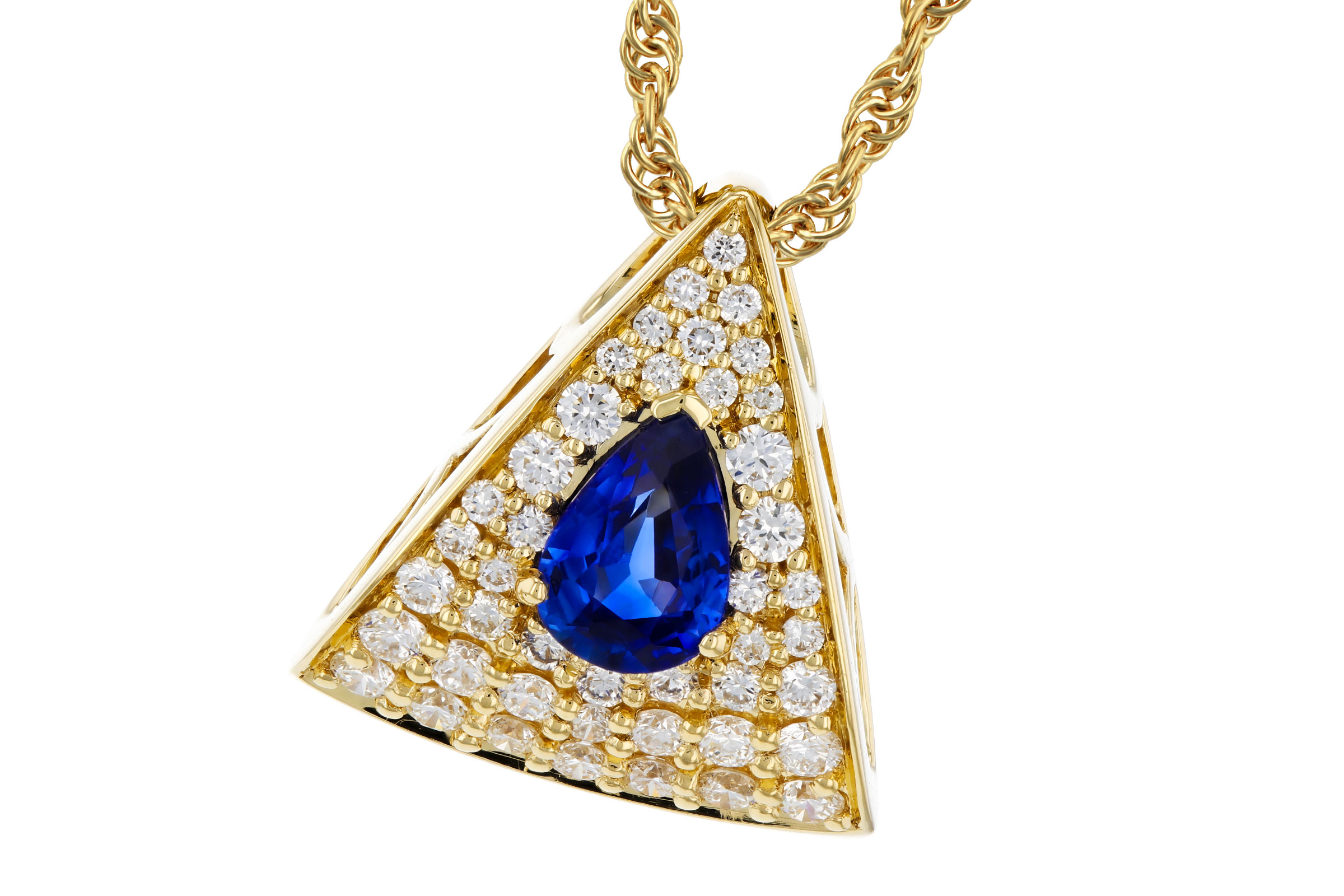 K321-66346: NECKLACE .51 SAPPHIRE .85 TGW (6x4MM SA)