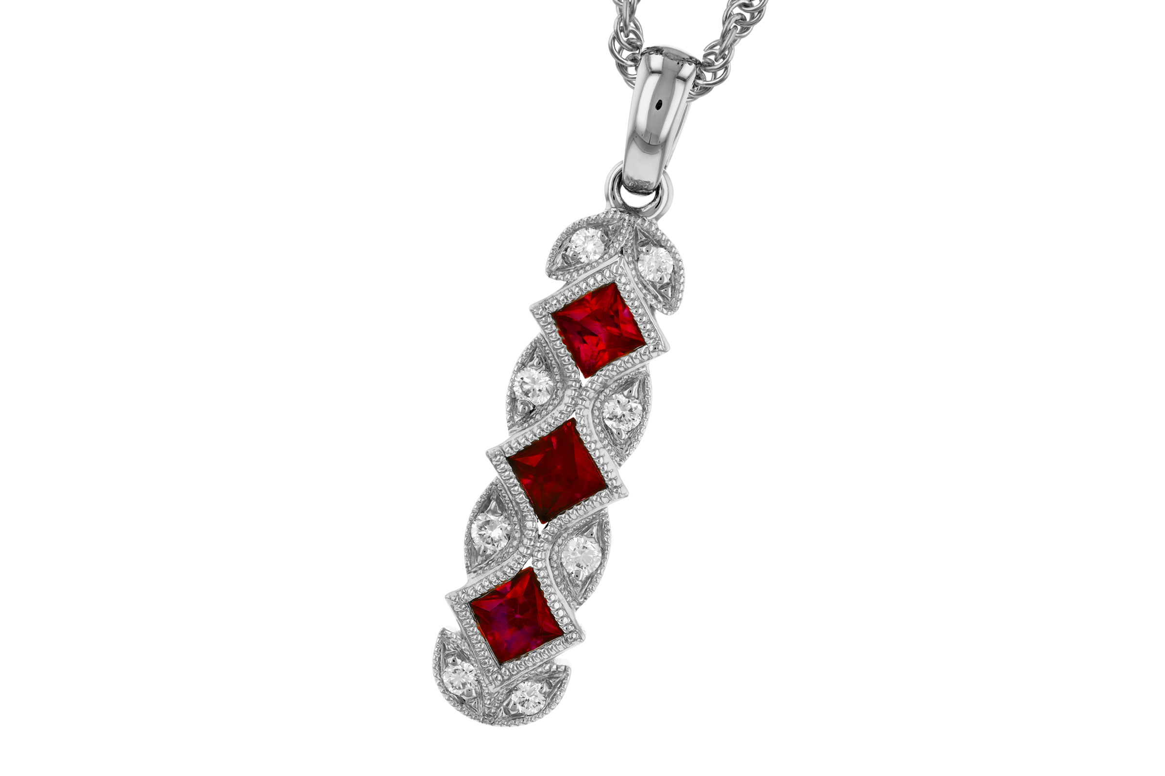 M321-65400: NECKLACE .55 TW RUBY .64 TGW